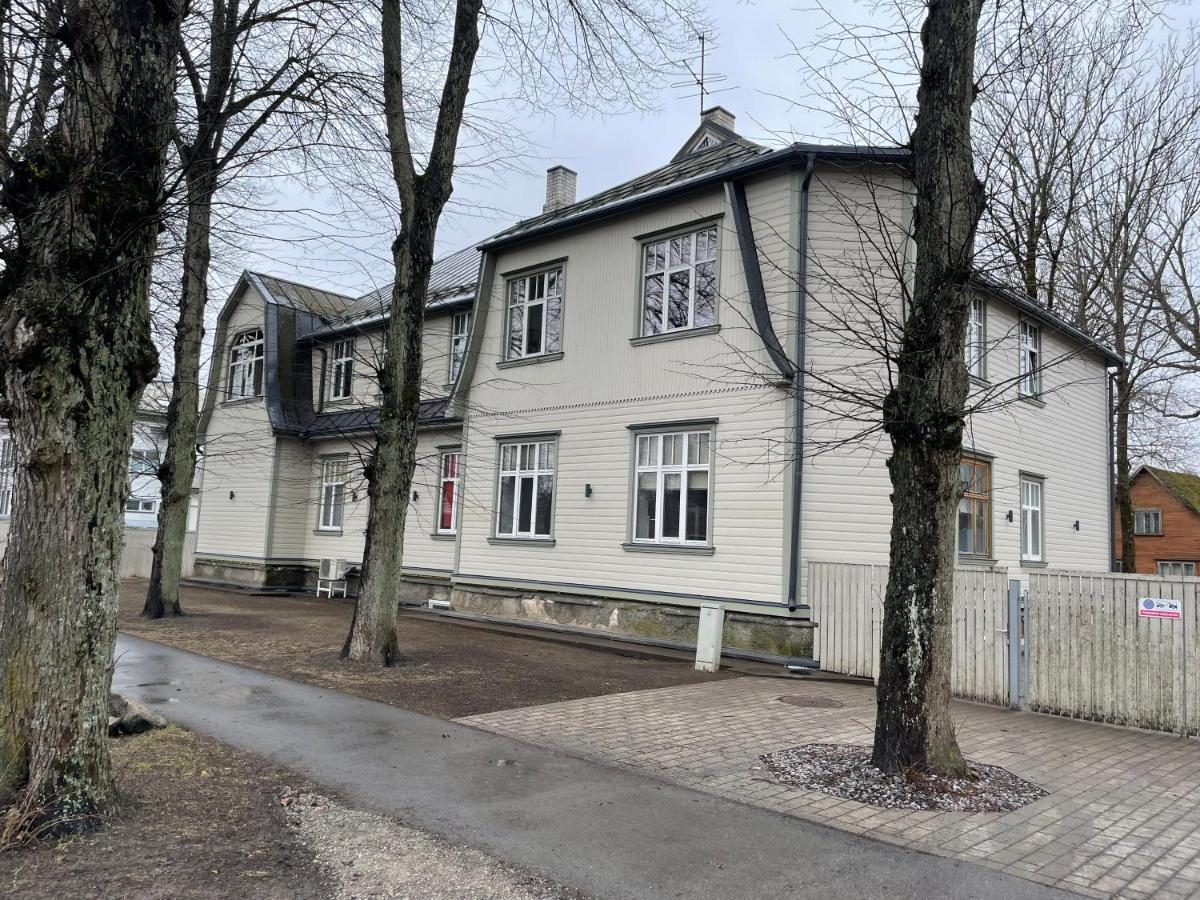 Harbour Apartment Pärnu Esterno foto